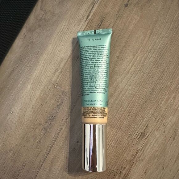IT COSMETICS CC+ Cream Natural Matte Foundation with SPF 40- new without box - Picture 2 of 2